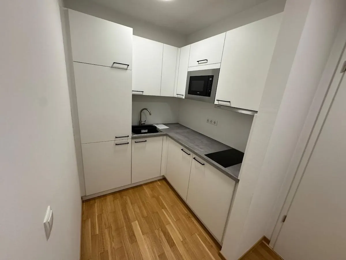 Apartment Innsbrucker Platz 1 location